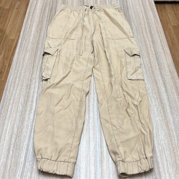 ZARA Baggy Cargo Pants Size Small Khaki Color - Picture 2 of 12